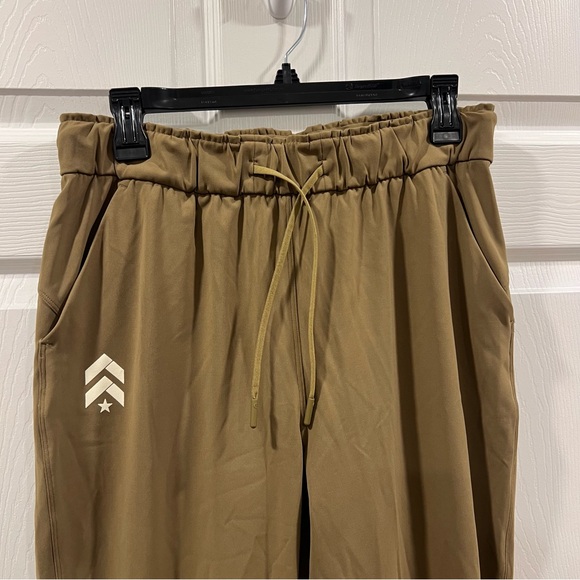 Lululemon x Barry’s Bootcamp Women’s Stretch High Rise Jogger Pants Olive Size 8 - Picture 6 of 10